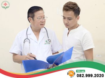 bac-si-nam-khoa-gioi-kham-chua-yeu-sinh-ly